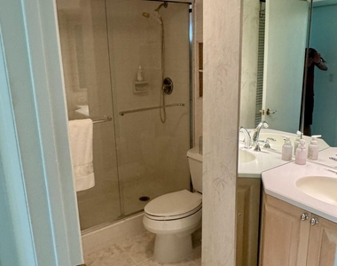 799 Jeffery Street - Photo Thumbnail 25