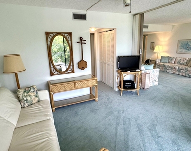 799 Jeffery Street - Photo Thumbnail 22