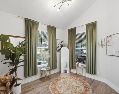 609 Sw St Thomas Cove - Photo Thumbnail 4
