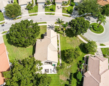 609 Sw St Thomas Cove - Photo Thumbnail 40