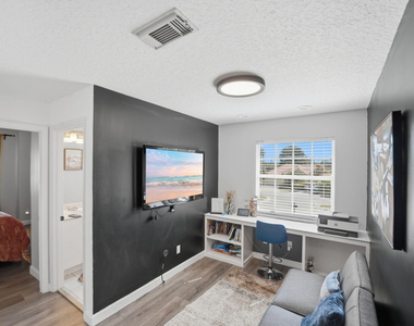 609 Sw St Thomas Cove - Photo Thumbnail 23