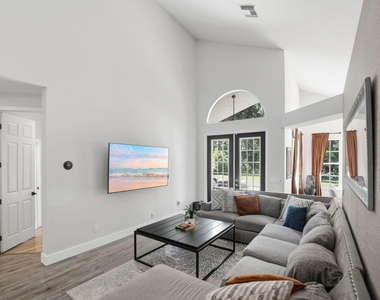609 Sw St Thomas Cove - Photo Thumbnail 3