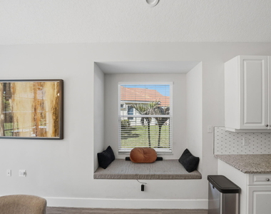 609 Sw St Thomas Cove - Photo Thumbnail 10