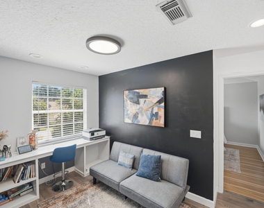 609 Sw St Thomas Cove - Photo Thumbnail 24