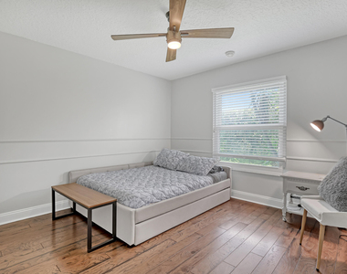 12925 Saint Davids Court - Photo Thumbnail 30