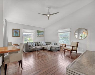12925 Saint Davids Court - Photo Thumbnail 21