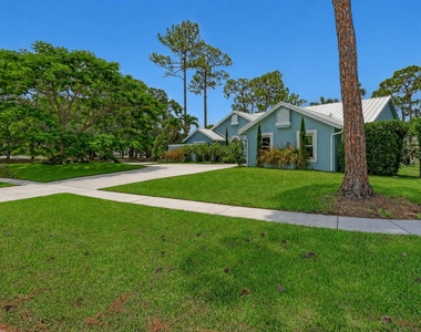 12925 Saint Davids Court - Photo Thumbnail 10