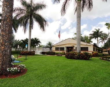 623 Sea Pine Way - Photo Thumbnail 21