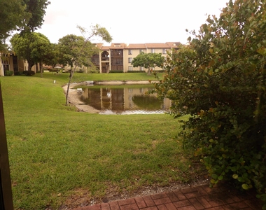 604 Sea Pine Way - Photo Thumbnail 30
