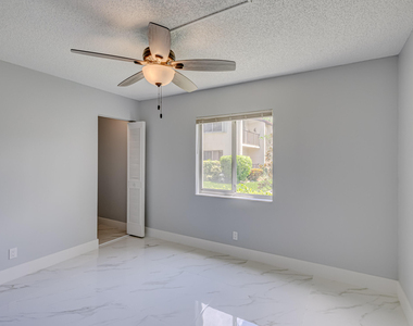 4821 Sable Pine Circle - Photo Thumbnail 10