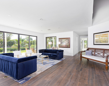 2905 Polo Island Drive - Photo Thumbnail 3