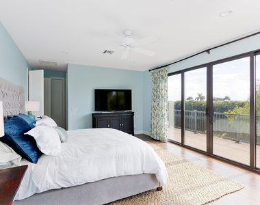2905 Polo Island Drive - Photo Thumbnail 14