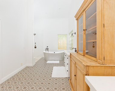 2898 Polo Island Drive - Photo Thumbnail 20