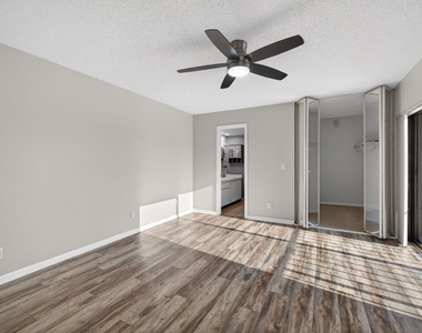 5612 Se Riverboat Drive - Photo Thumbnail 13