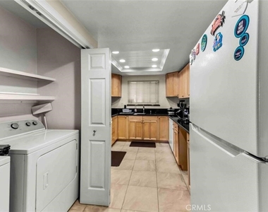 2101 E 21st Street - Photo Thumbnail 6