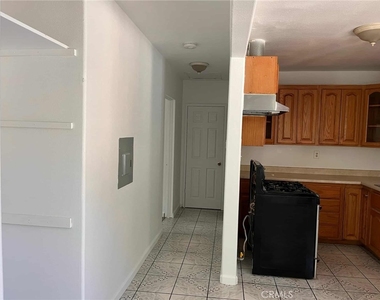 4091 Dwight Avenue - Photo Thumbnail 8