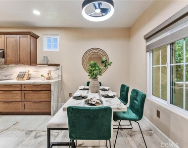 312 Torito Ln - Photo Thumbnail 7