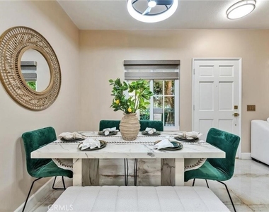 312 Torito Ln - Photo Thumbnail 5