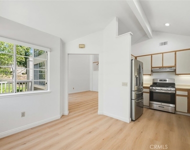 2601 S Quarry - Photo Thumbnail 12