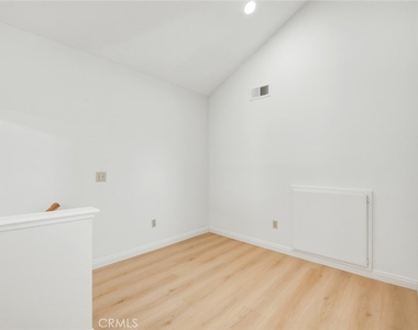 2601 S Quarry - Photo Thumbnail 25