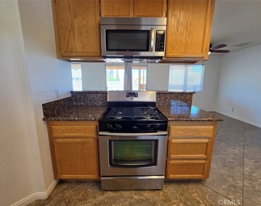 57215 Aranza Court - Photo Thumbnail 12