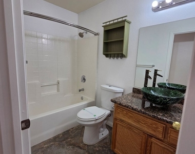 57215 Aranza Court - Photo Thumbnail 38