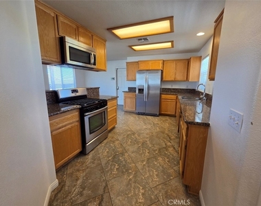 57215 Aranza Court - Photo Thumbnail 9