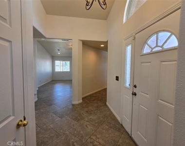 57215 Aranza Court - Photo Thumbnail 6