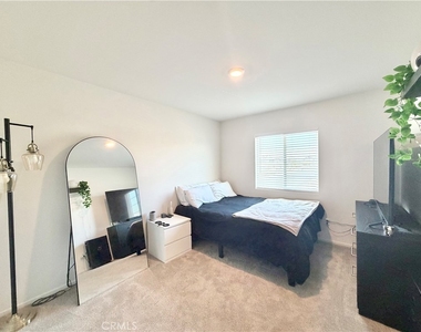 30607 Cyclone Avenue - Photo Thumbnail 19