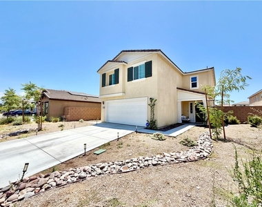 30607 Cyclone Avenue - Photo Thumbnail 2