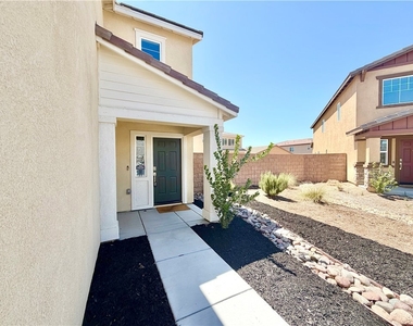 30607 Cyclone Avenue - Photo Thumbnail 38