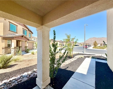 30607 Cyclone Avenue - Photo Thumbnail 39