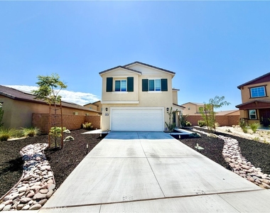 30607 Cyclone Avenue - Photo Thumbnail 35