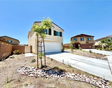 30607 Cyclone Avenue - Photo Thumbnail 1