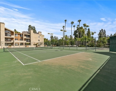 5500 Owensmouth Avenue - Photo Thumbnail 19