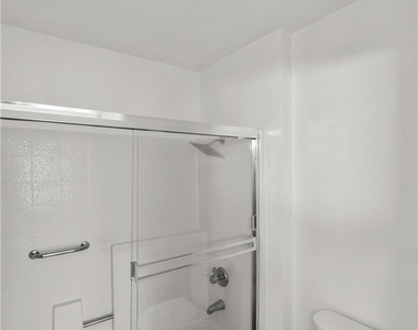 5500 Owensmouth Avenue - Photo Thumbnail 11