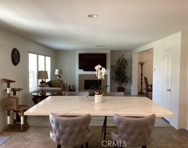 3033 Brianna Avenue - Photo Thumbnail 8