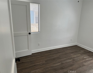 1819 Gramercy - Photo Thumbnail 23