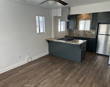 1819 Gramercy - Photo Thumbnail 8