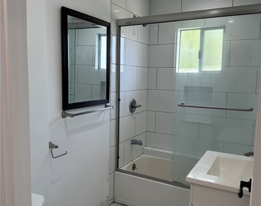 1819 Gramercy - Photo Thumbnail 24