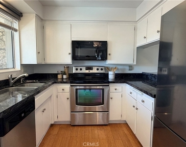 22725 Nadine Circle - Photo Thumbnail 5