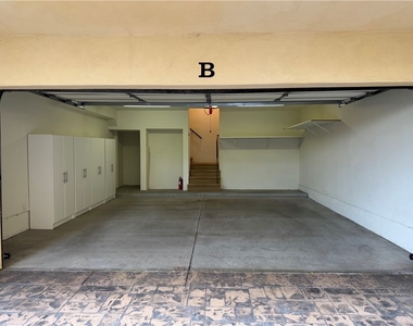1323 Post Ave - Photo Thumbnail 18