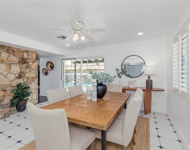1688 N Shaffer Street - Photo Thumbnail 10