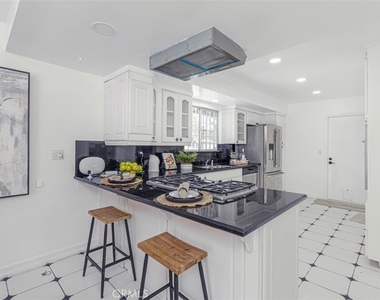1688 N Shaffer Street - Photo Thumbnail 11