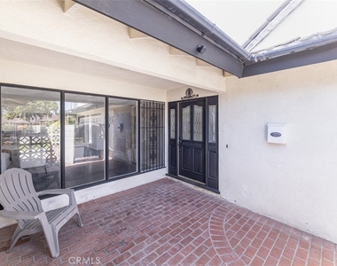 1688 N Shaffer Street - Photo Thumbnail 29