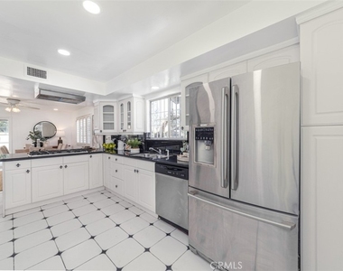 1688 N Shaffer Street - Photo Thumbnail 12