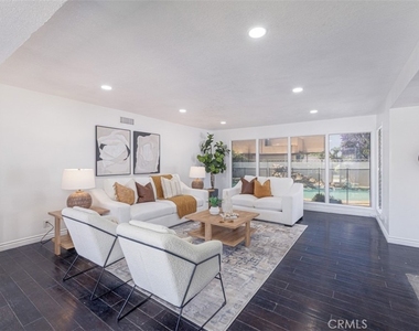 1688 N Shaffer Street - Photo Thumbnail 4