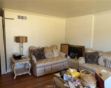 910 Orangewood - Photo Thumbnail 22