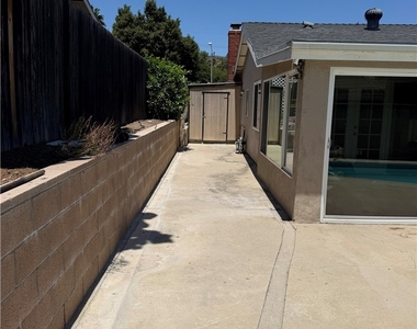 910 Orangewood - Photo Thumbnail 10