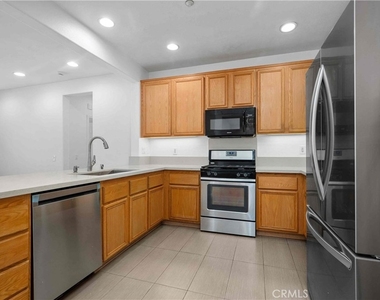 1216 Mcfadden - Photo Thumbnail 5
